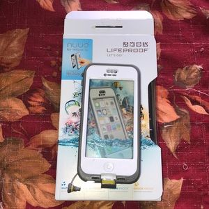 iPhone 5c life proof case